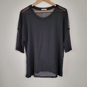 Love On a Hanger Black Mesh T Shirt Size L